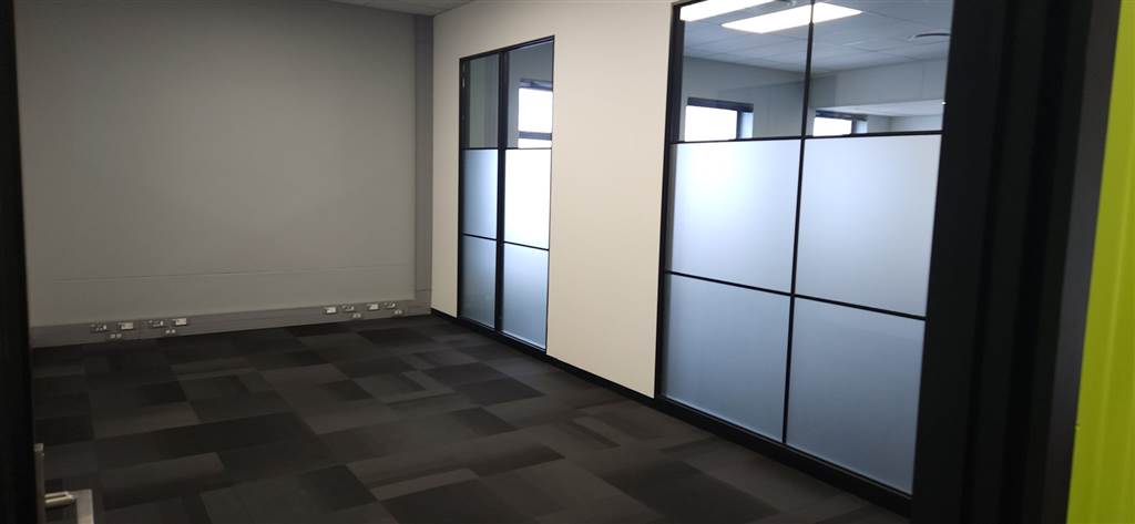 1095  m² Office Space in Milnerton Central photo number 14