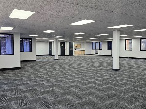 691  m² Office Space