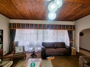 3 Bed House in Meyerspark