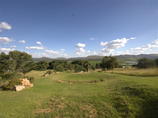 1873 m² Land available in Kosmos