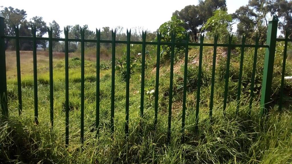 1032 m² Land available in Ladybrand photo number 3