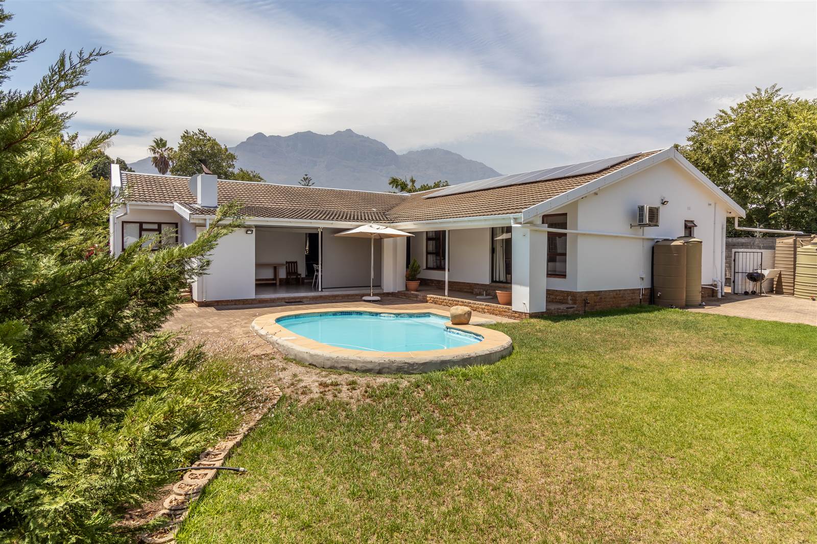 3 Bed House in Paradyskloof photo number 25