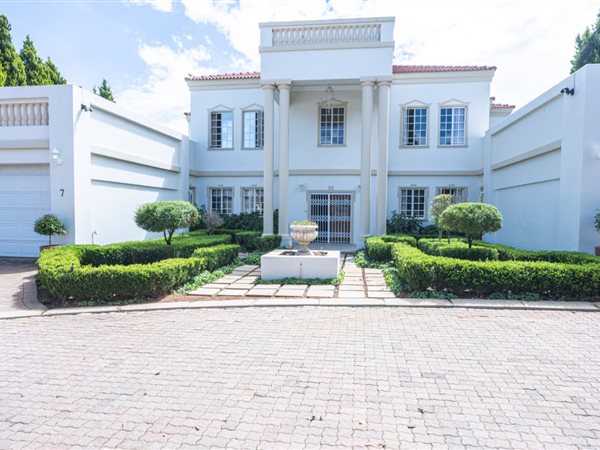 5 Bedroom Duplex 5 Bedroom Duplex