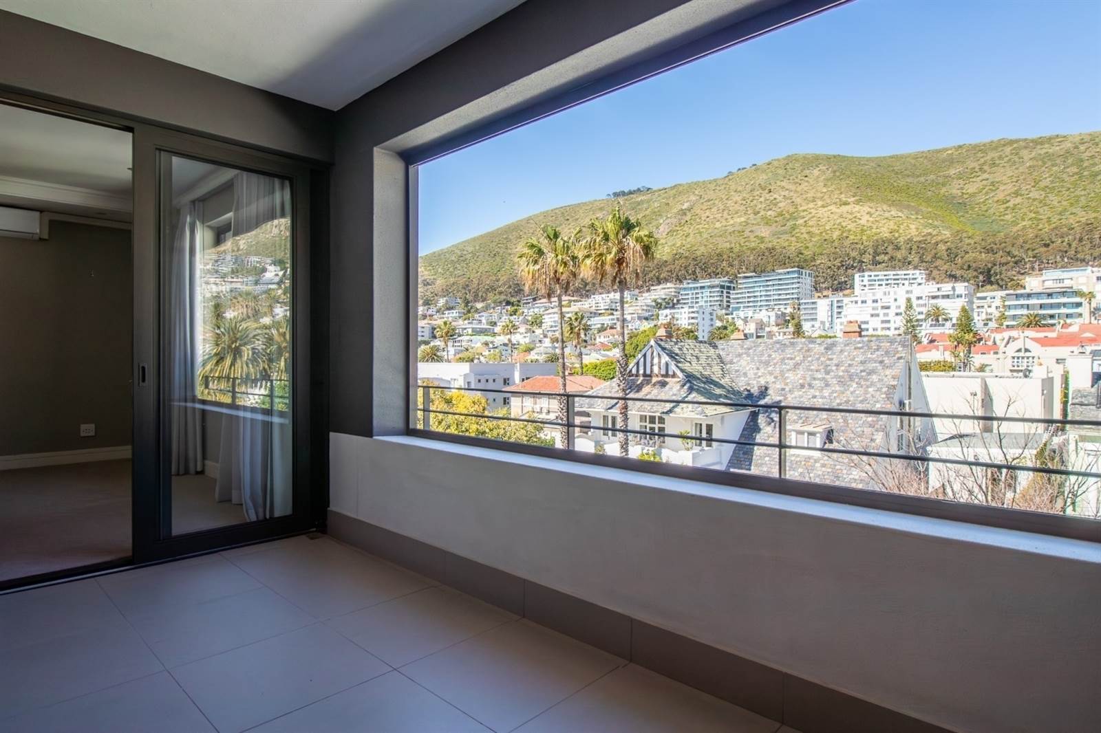 2 Bed Apartment in Fresnaye photo number 20