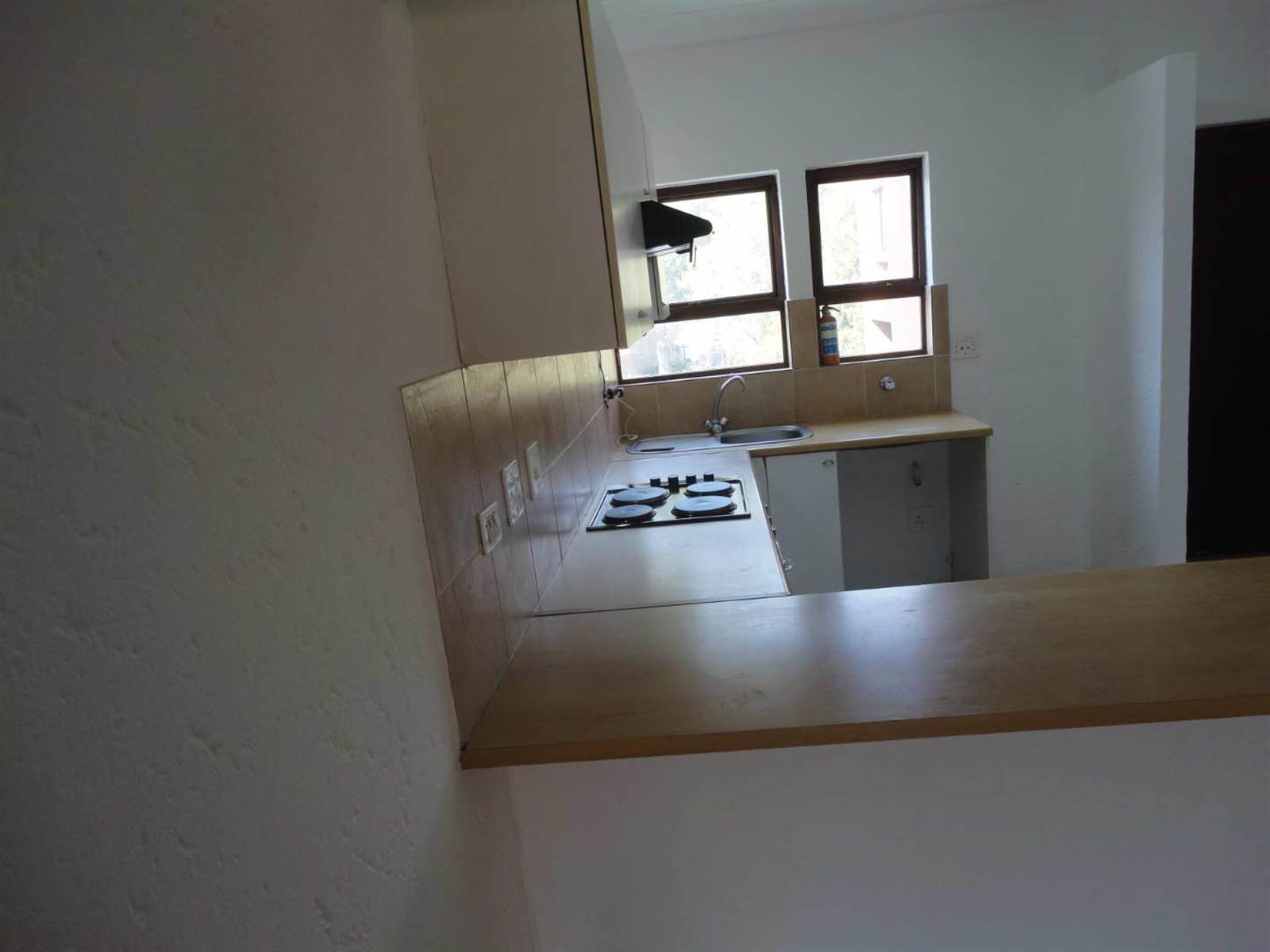2 Bed Apartment in Magaliessig photo number 16
