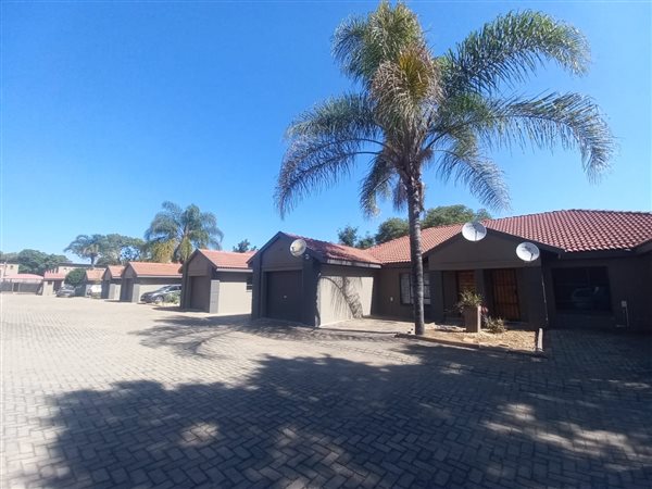 2 Bedroom House 2 Bedroom House