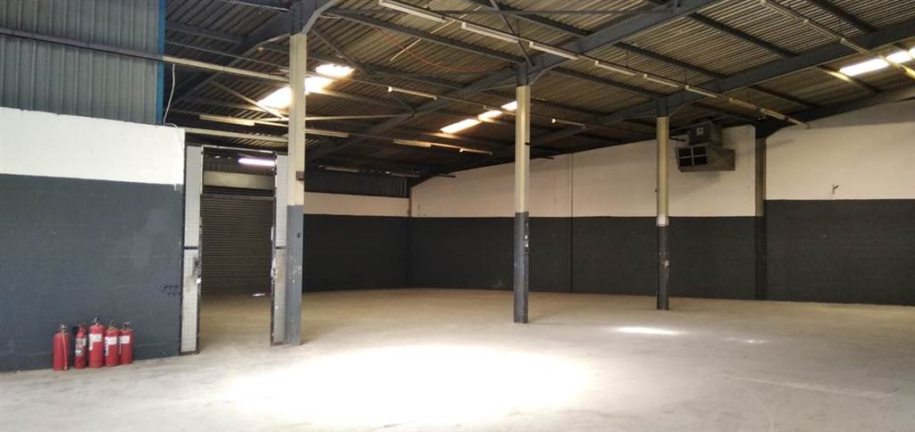 1441  m² Industrial space in Ottery photo number 3