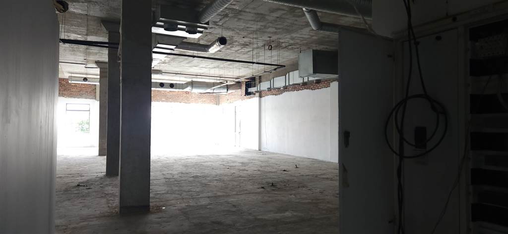 696  m² Retail Space in Milnerton Central photo number 10
