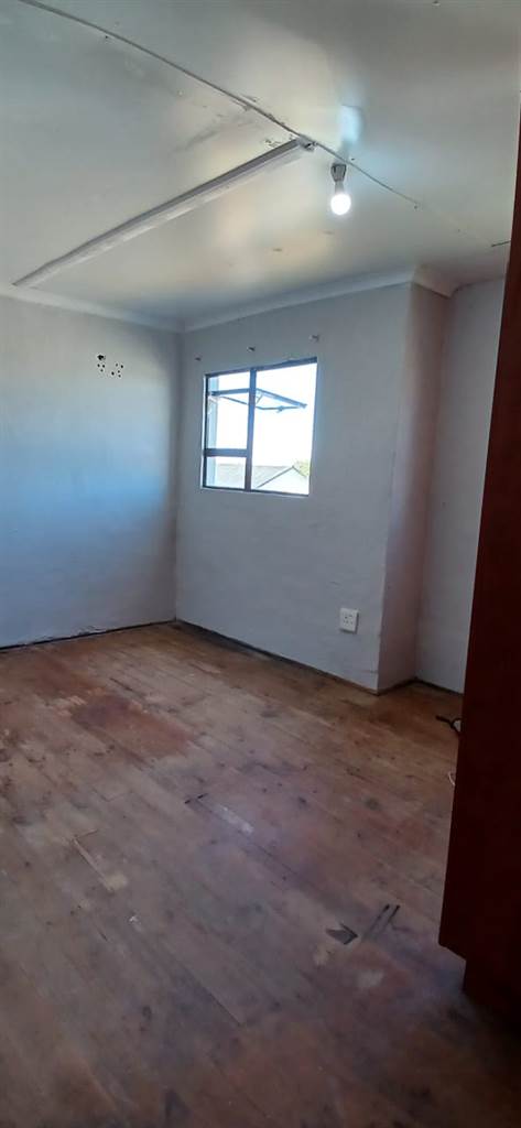 2 Bed House in Algoa Park photo number 8