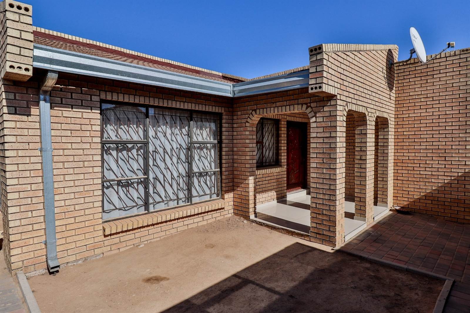 3 Bed House in Klipfontein View photo number 22