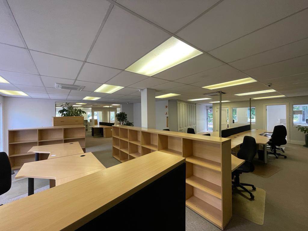 700  m² Commercial space in Rosebank photo number 13
