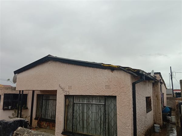 3 Bed House in Dhlamini