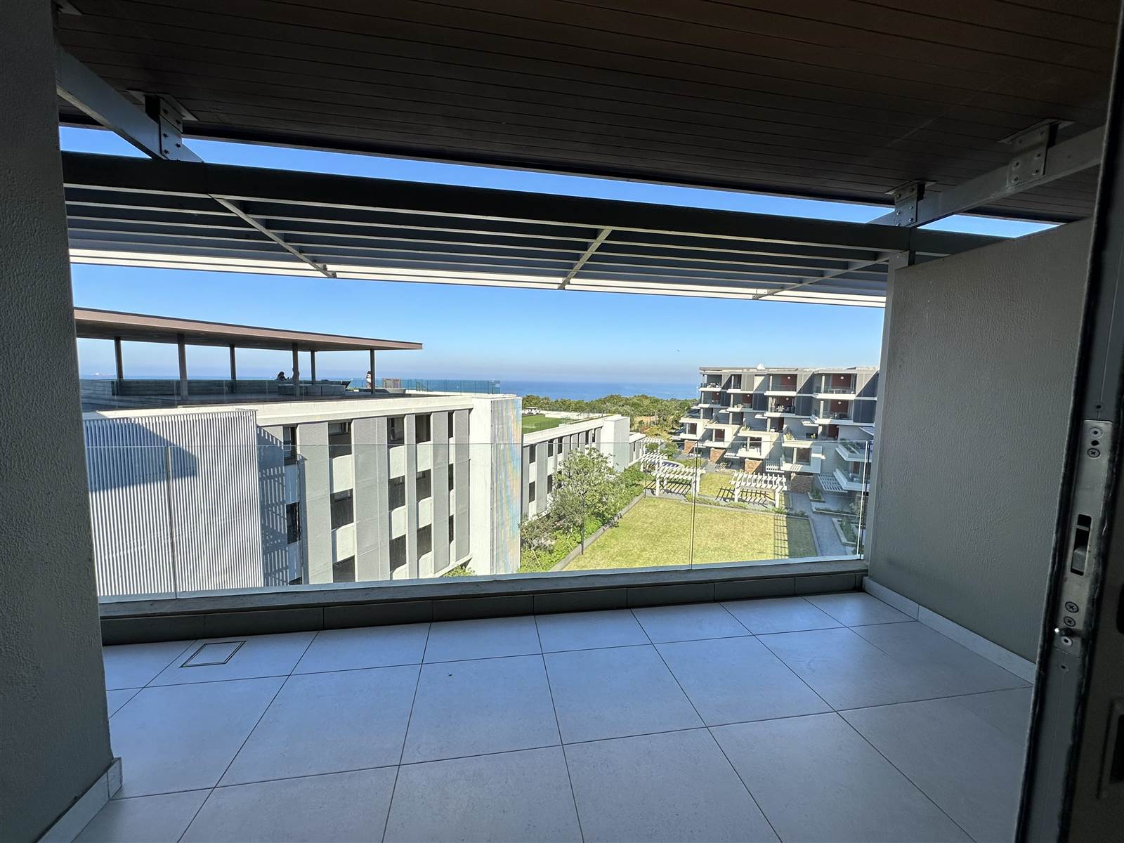3 Bed Penthouse in Sibaya Precinct photo number 17