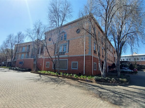 2375  m² Commercial space in Route 21 Business Park