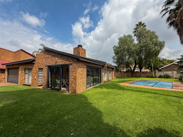 3 Bedroom House 3 Bedroom House