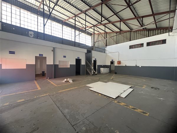 224  m² Industrial space