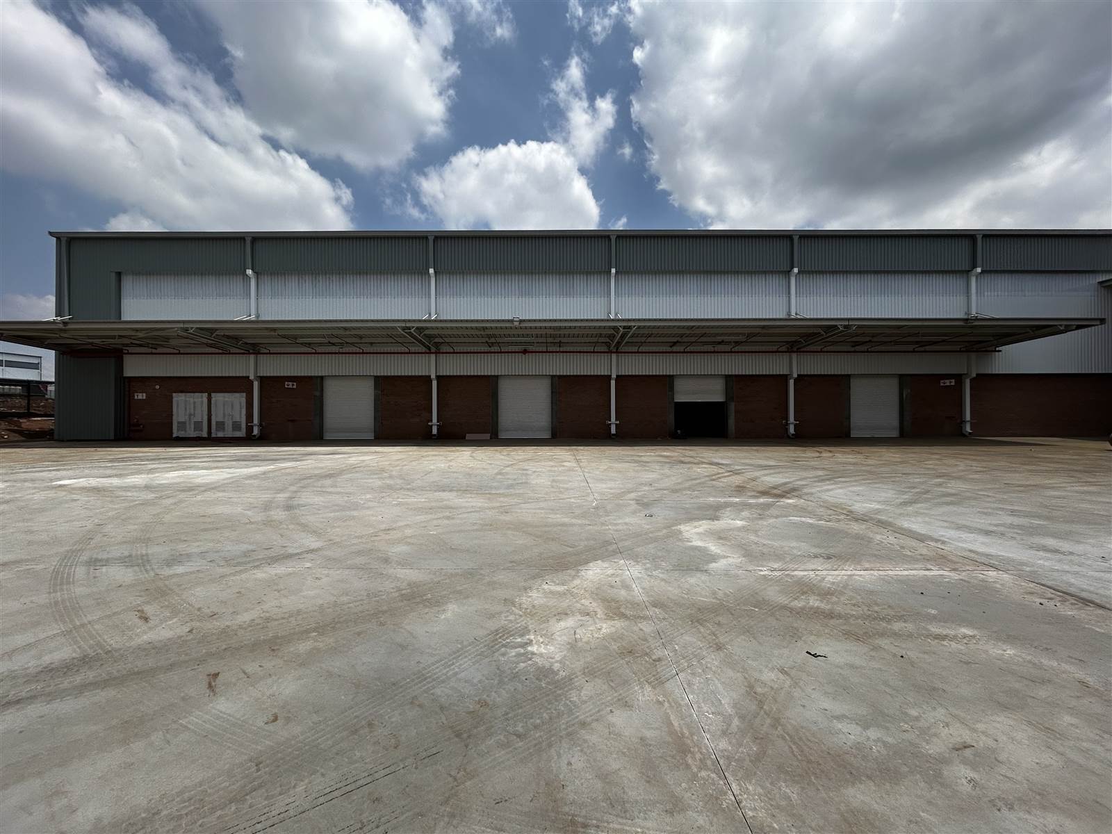 5923.4  m² Industrial space in Clayville photo number 7