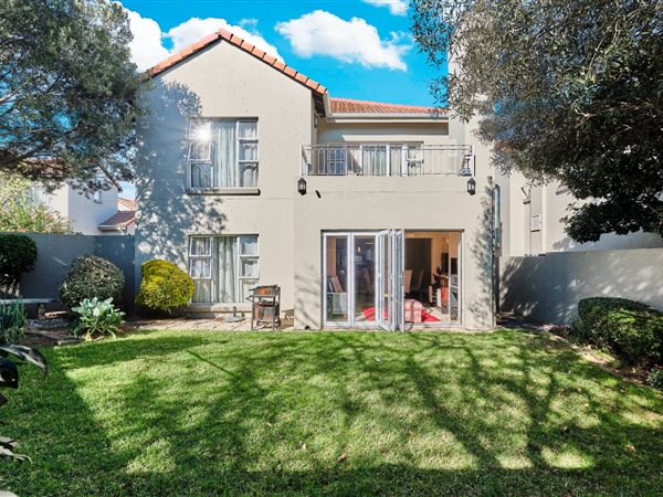 3 Bedroom Townhouse 3 Bedroom Townhouse