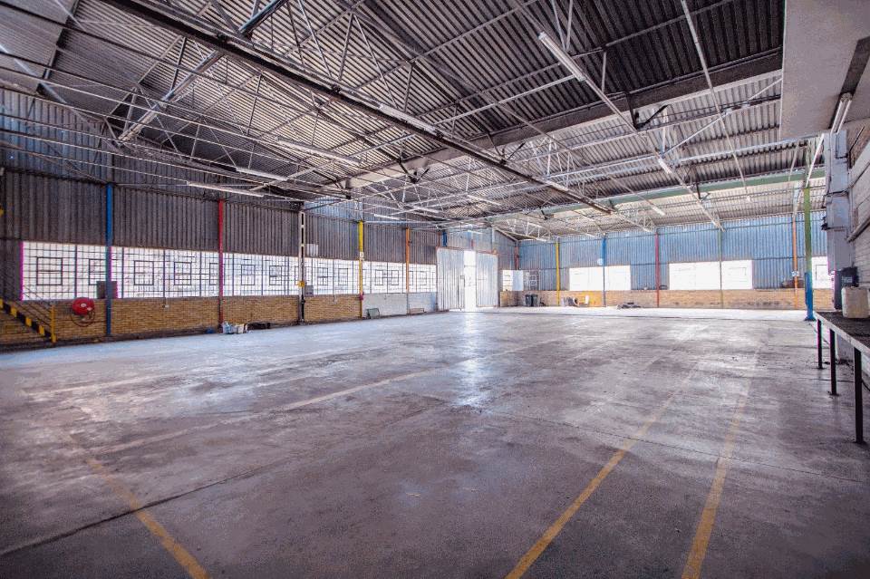 1462  m² Industrial space in Selby photo number 3