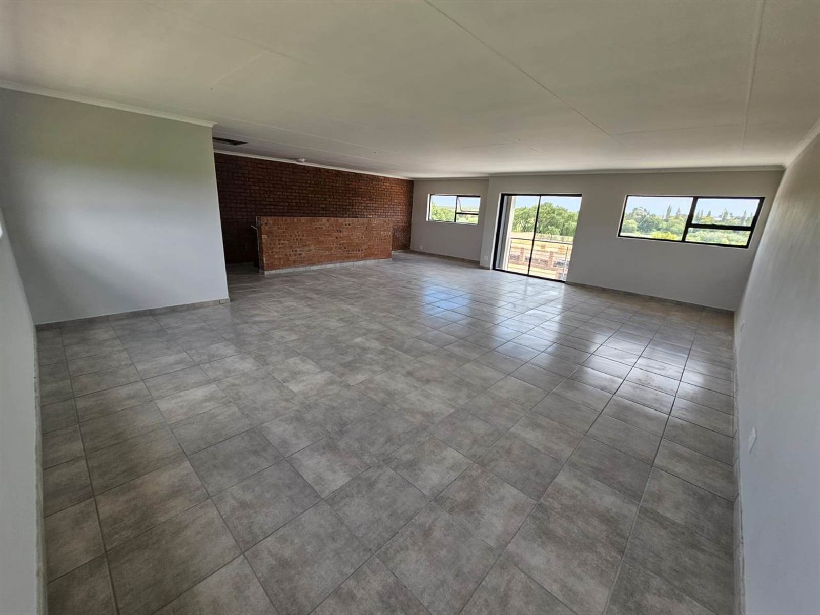 175.7  m² Commercial space in Secunda photo number 14