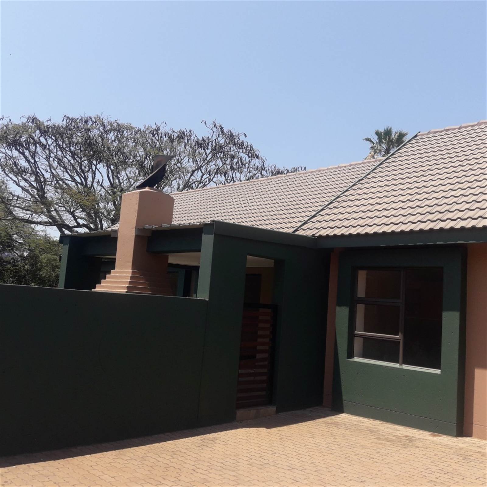 3 Bed Apartment in Louis Trichardt photo number 17