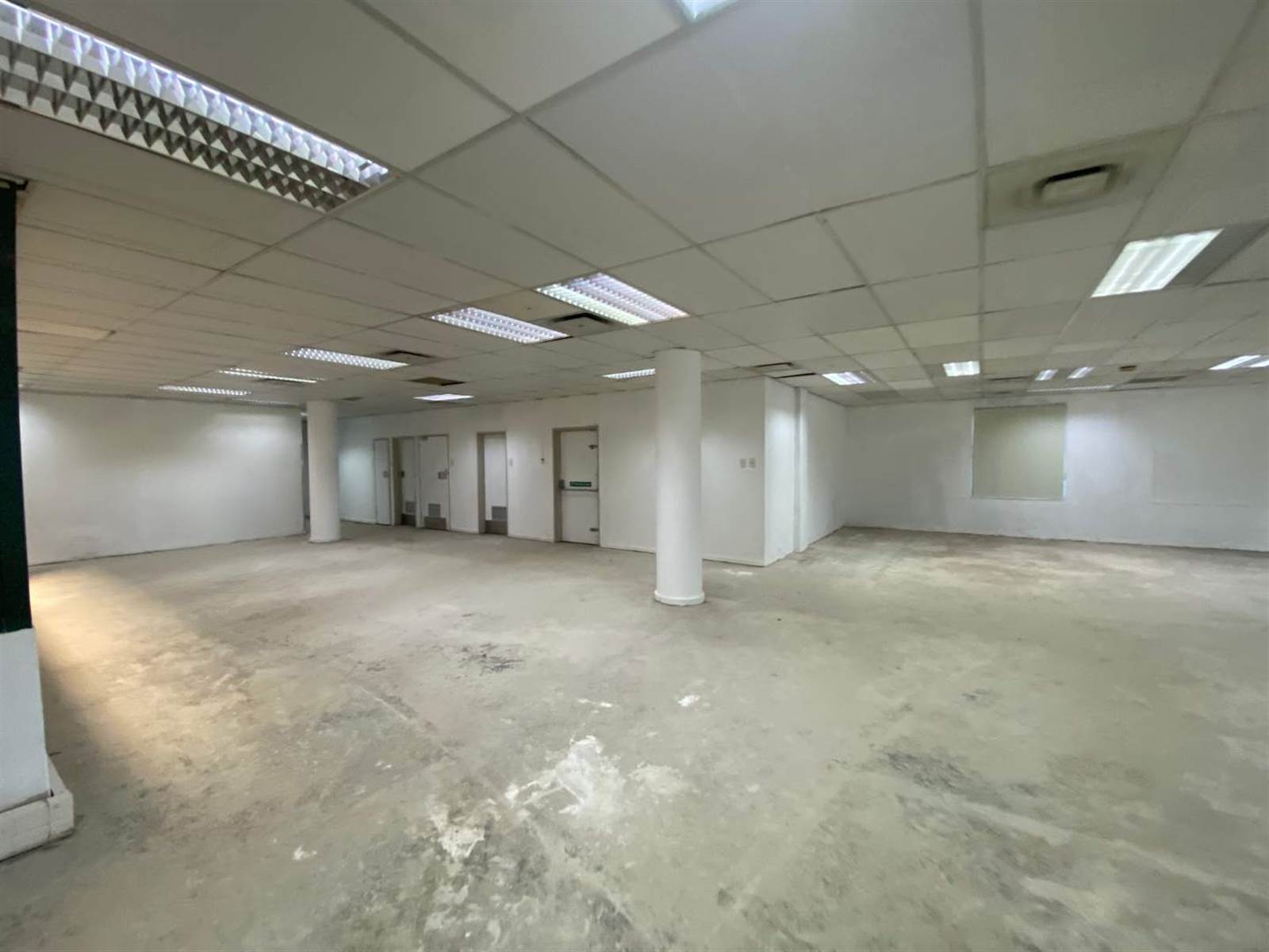 999.6  m² Office Space in Pinetown Central photo number 12