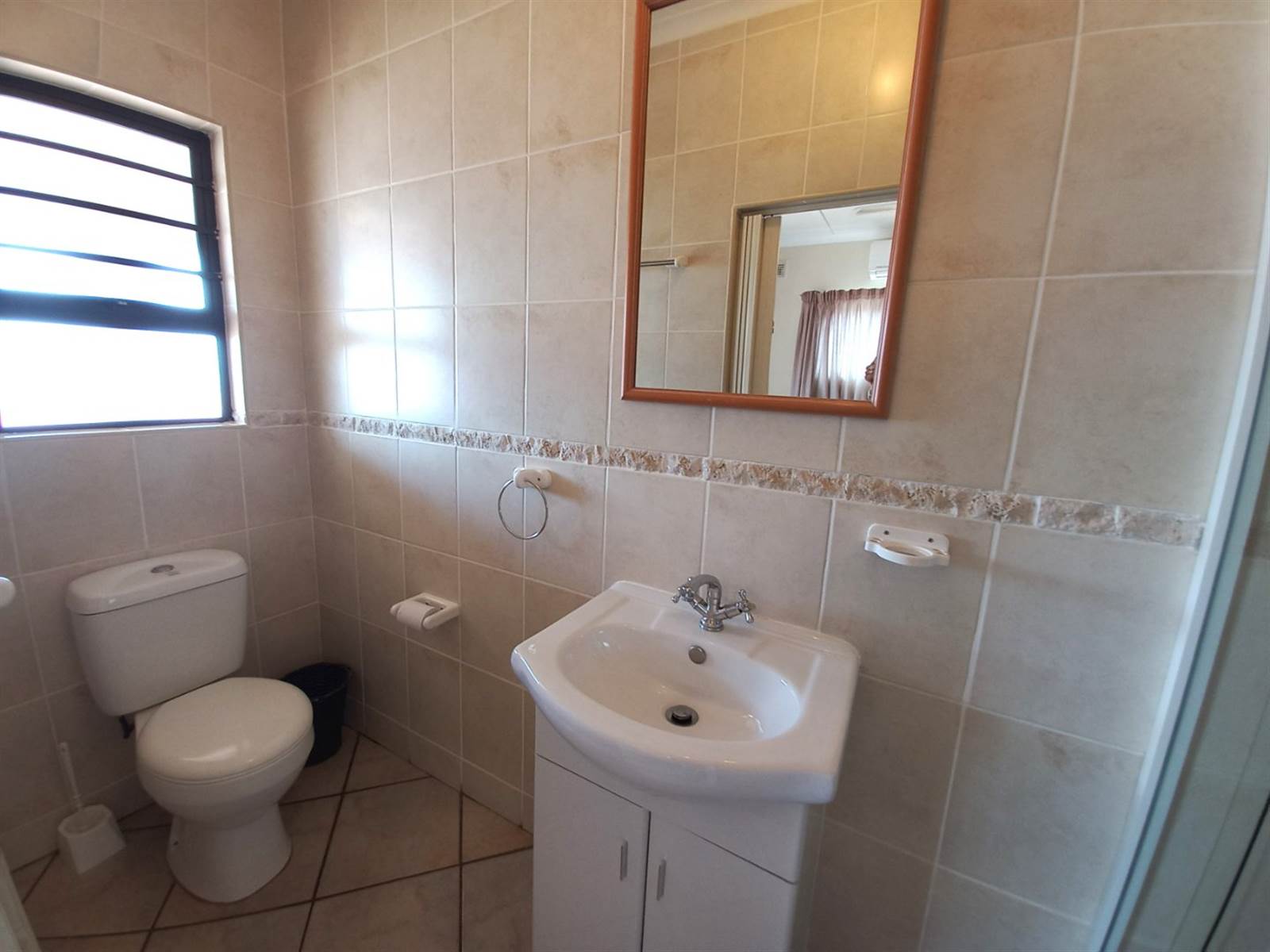 2 Bed Townhouse in Manaba photo number 15
