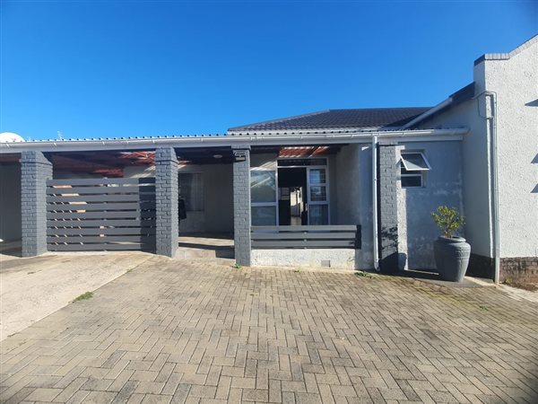 2 Bedroom Flat 2 Bedroom Flat