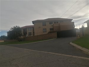 3 Bed Townhouse in Tulisa Park