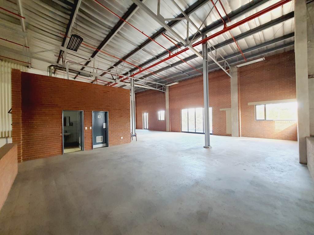 2947  m² Industrial space in Pomona photo number 16