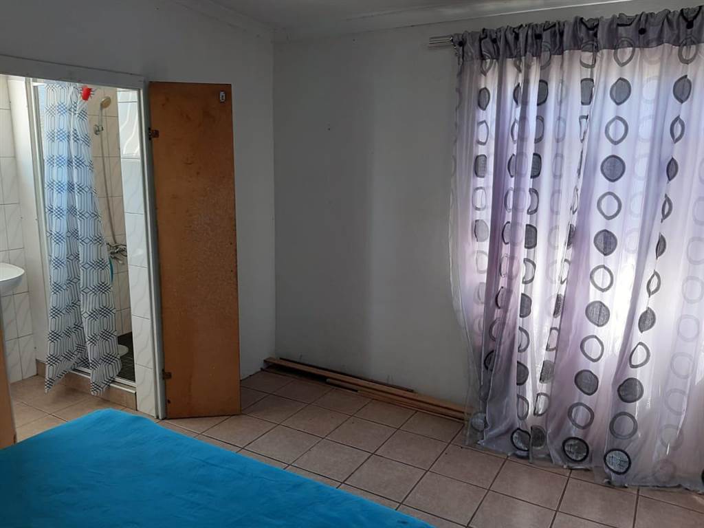 1 Bed Flat in Estcourt photo number 1