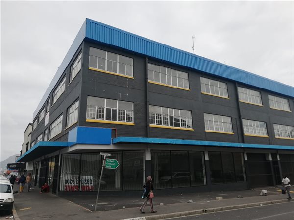 2450  m² Commercial space in Maitland