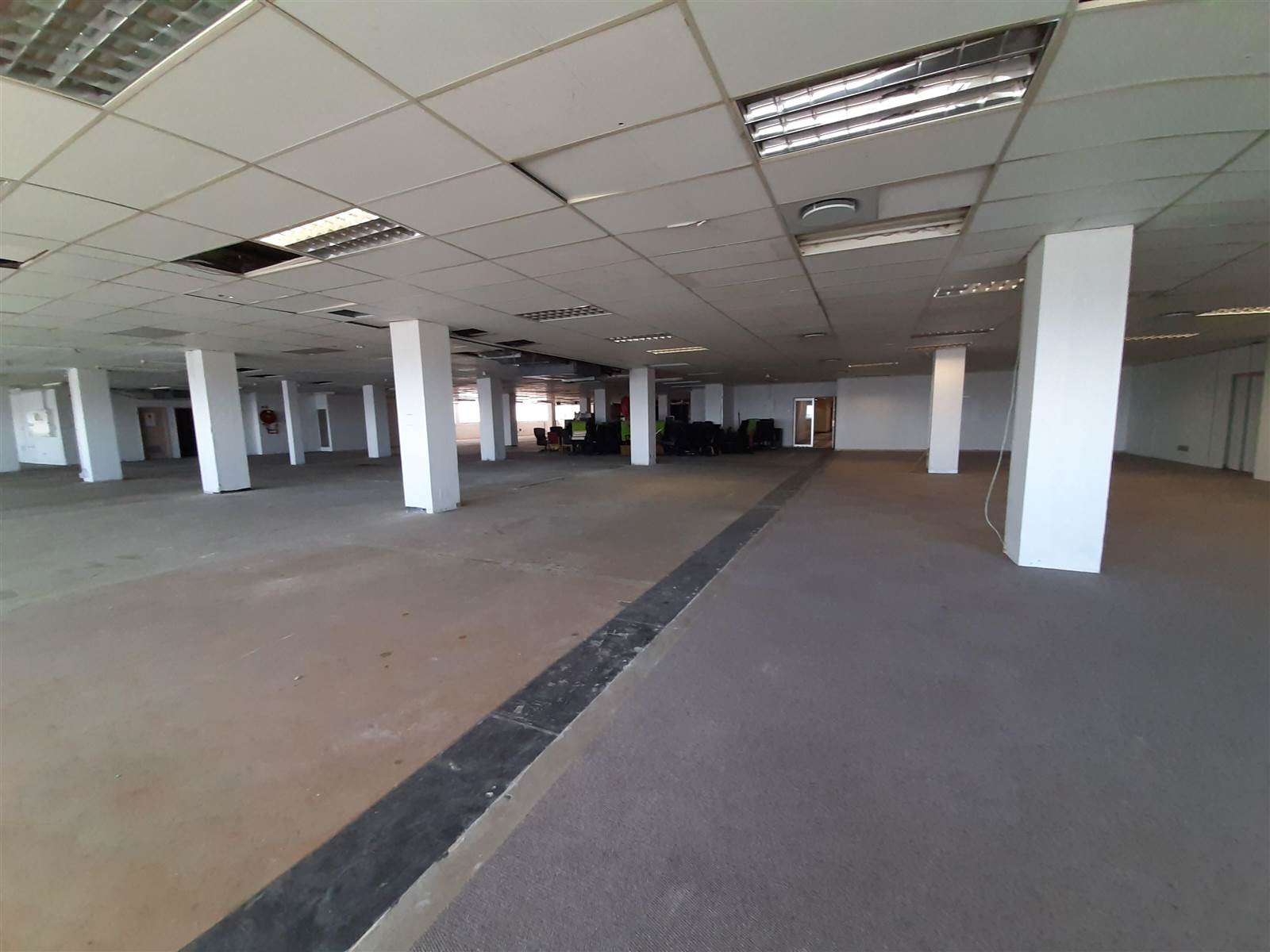 1855  m² Commercial space in Foreshore photo number 5
