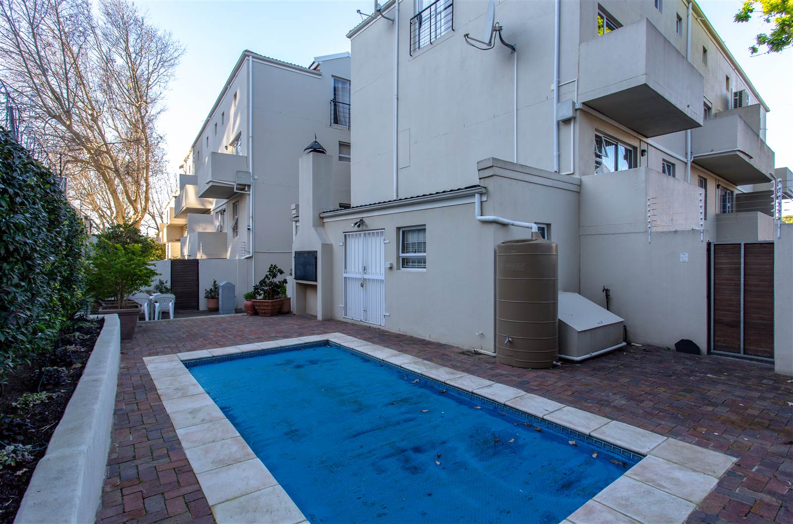 2 Bed Apartment in Wynberg Upper photo number 12