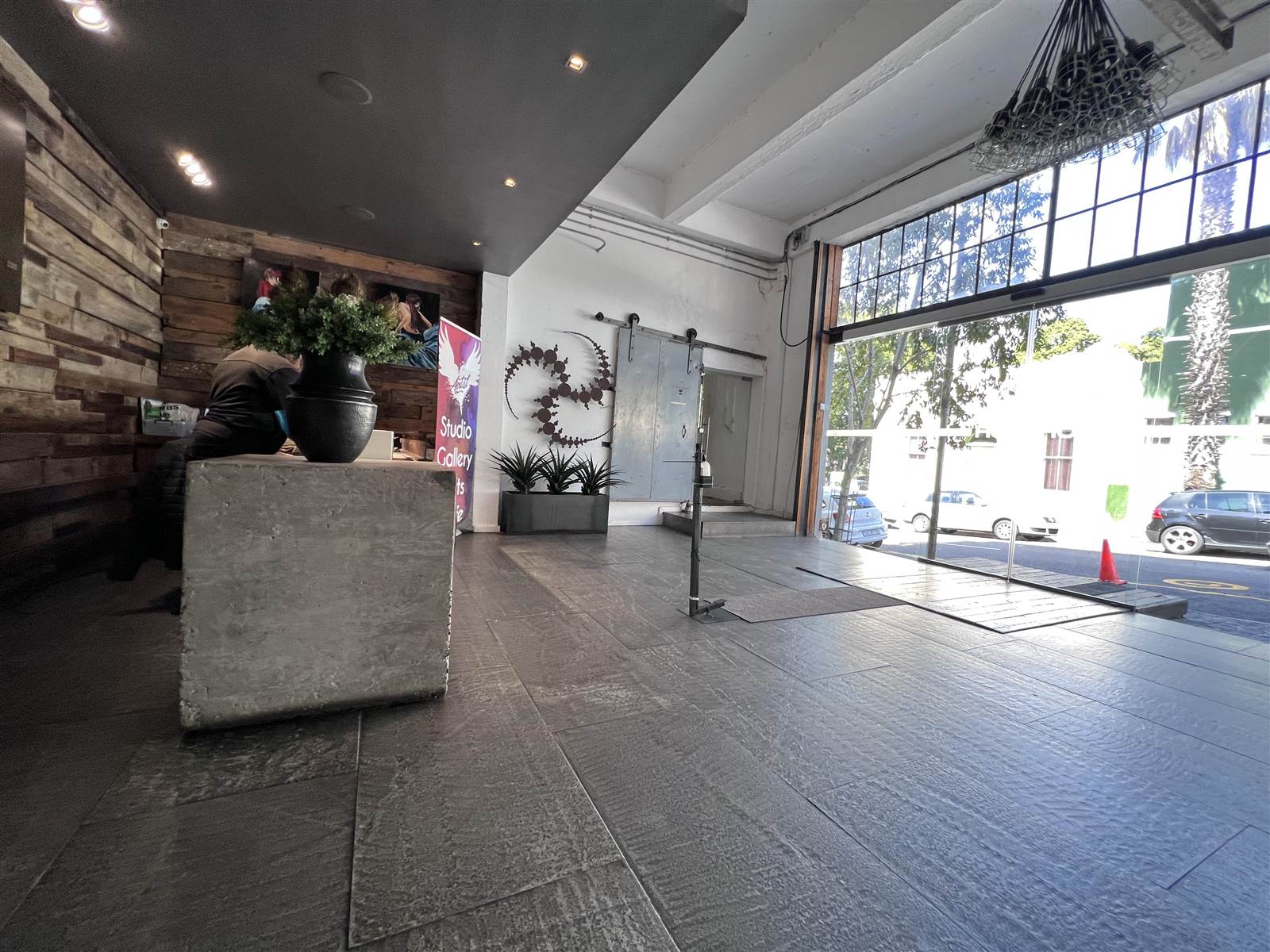 133  m² Commercial space in Bo-Kaap photo number 9