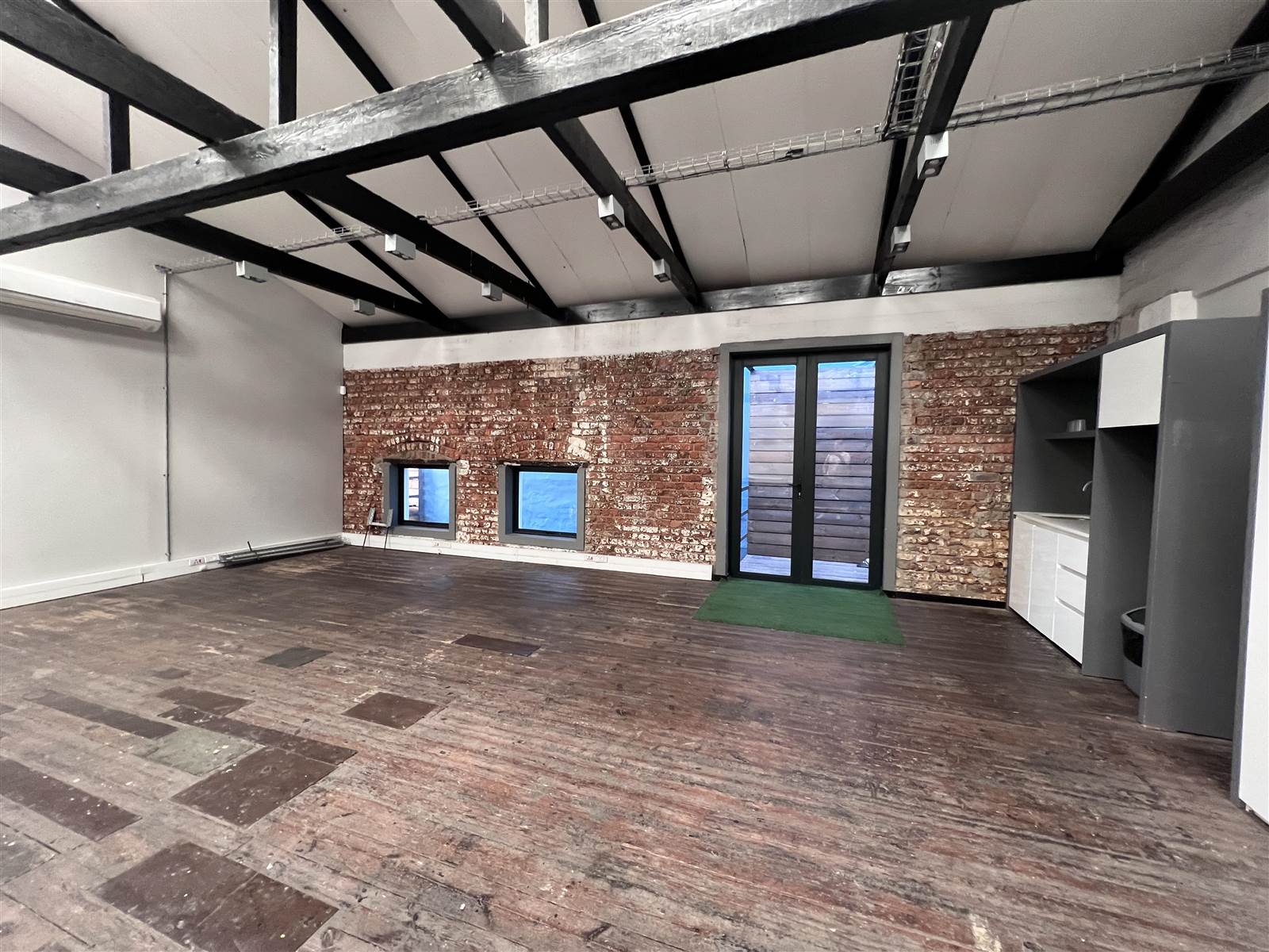 133  m² Commercial space in Bo-Kaap photo number 5