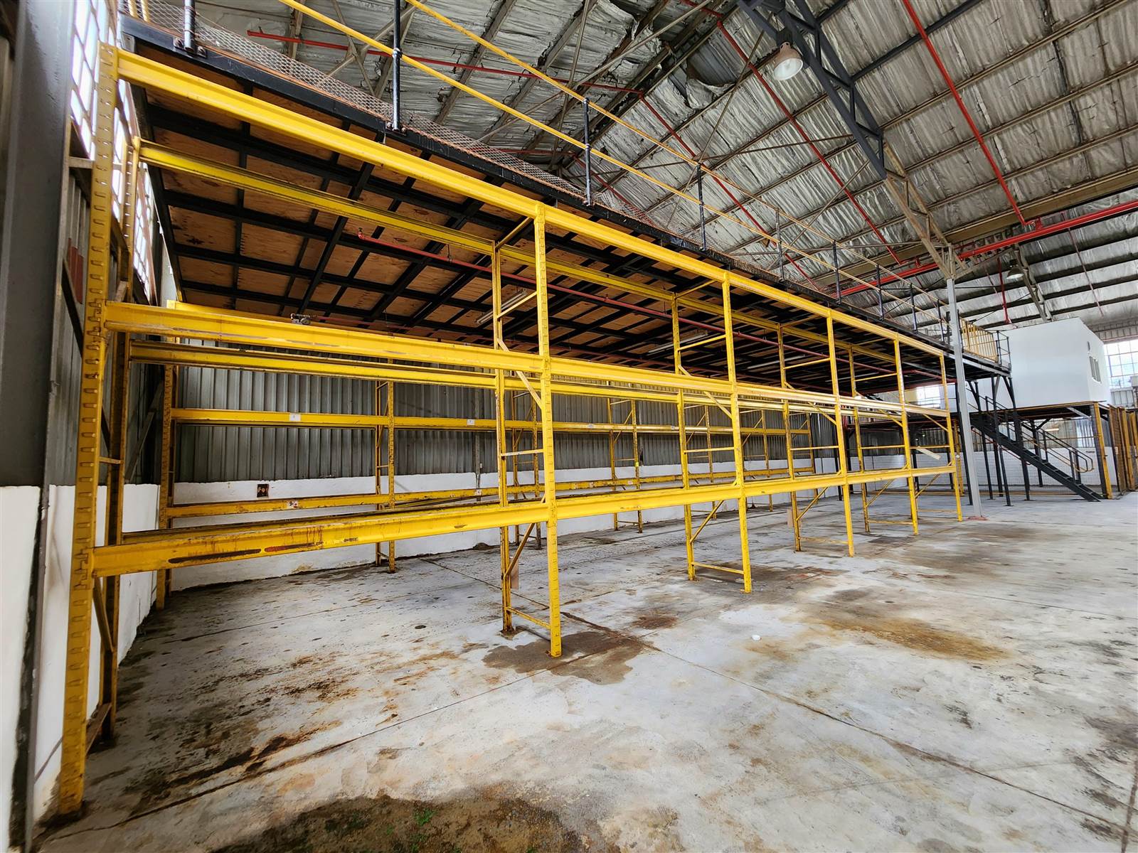 3331  m² Industrial space in Isando photo number 11