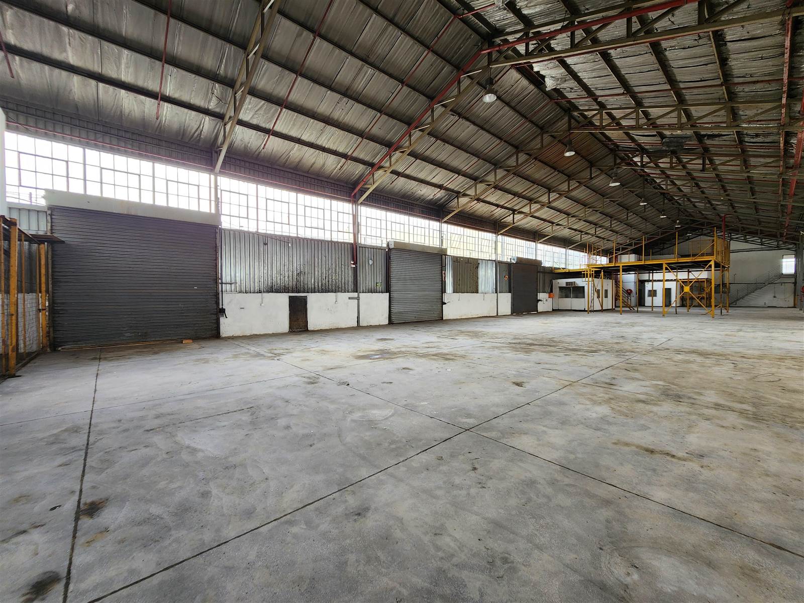 3331  m² Industrial space in Isando photo number 4