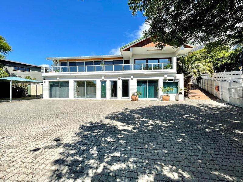 4 Bed House in Vredehoek photo number 1