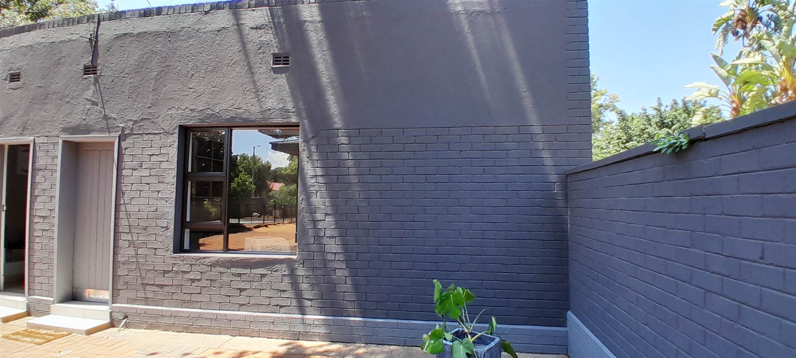 18  m² Commercial space in Rustenburg Central photo number 7