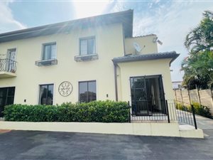 7 Bed House in Berea