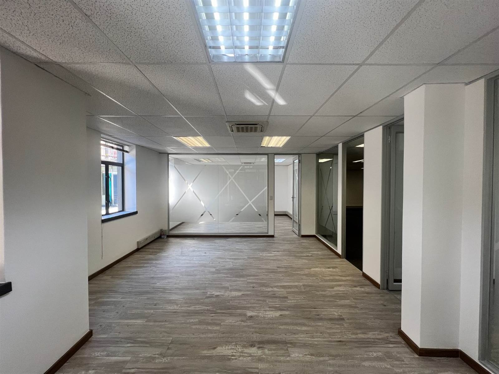 360  m² Commercial space in Bryanston photo number 5