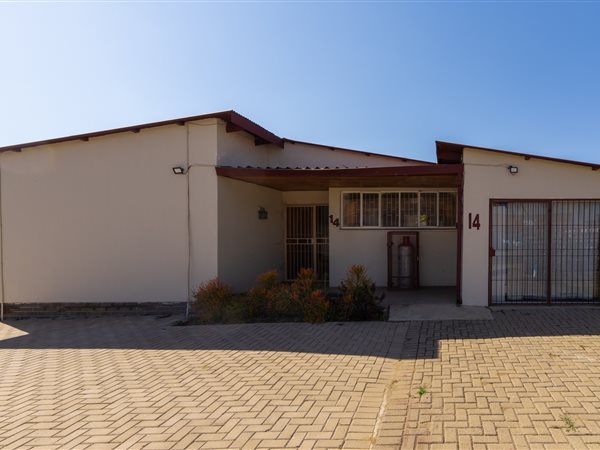 3 Bedroom House 3 Bedroom House