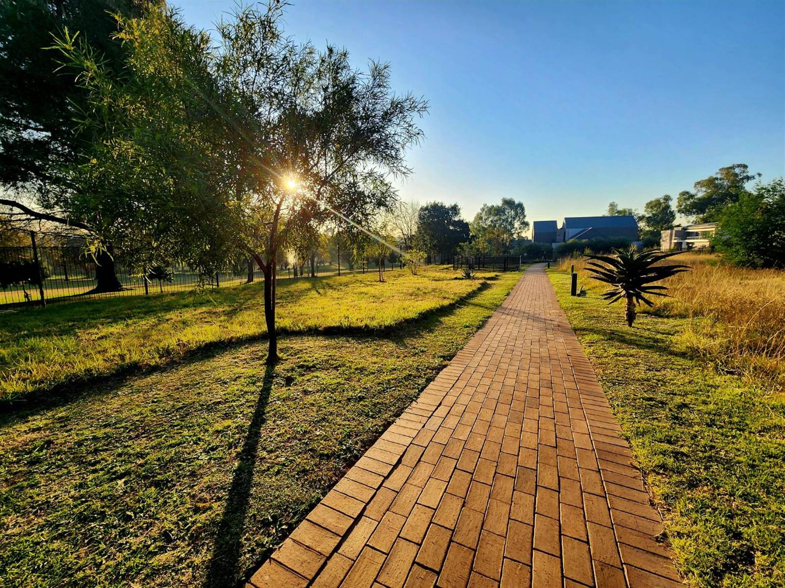 831 m² Land available in Linksfield North photo number 13
