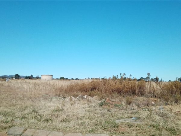 1252 m² Land available in Riversdale