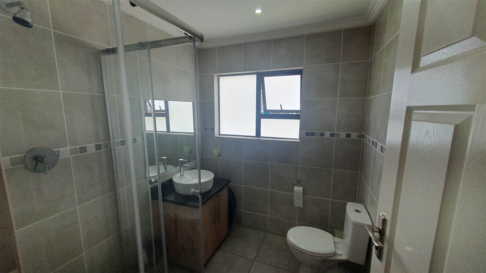 3 Bed House in Bloemspruit photo number 12
