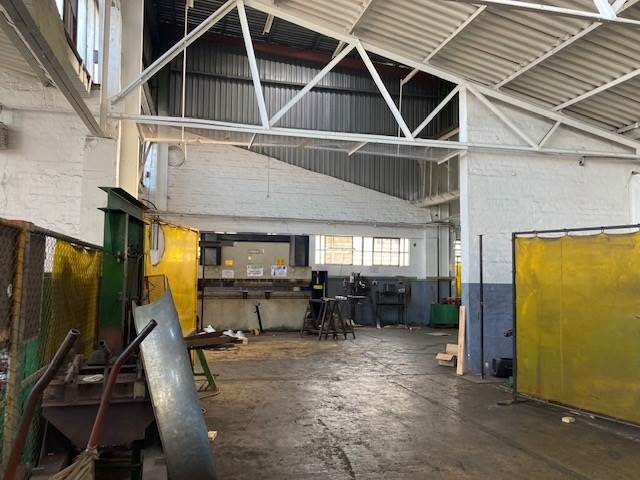1000  m² Industrial space in Neave Industrial photo number 4