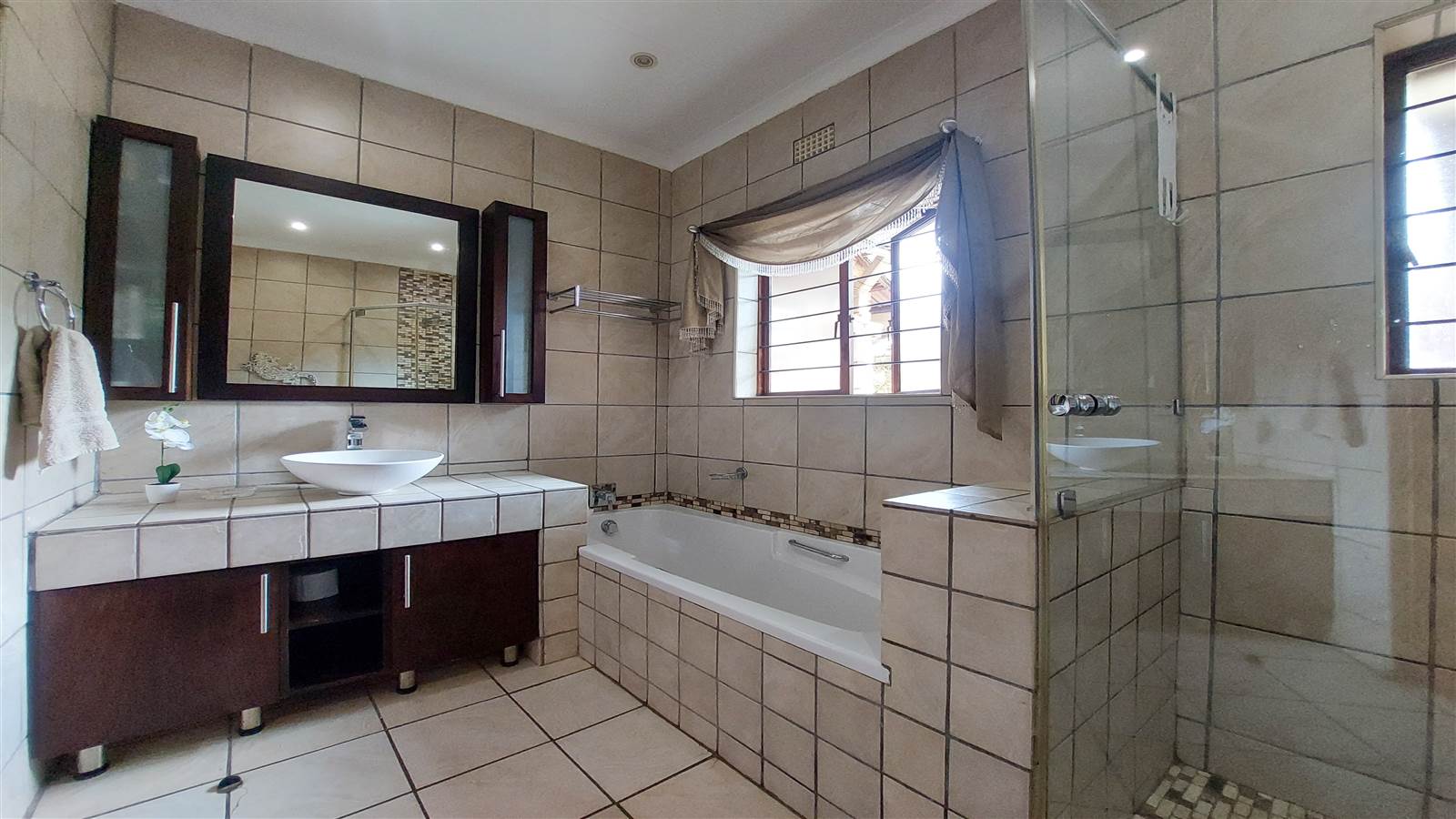 4 Bed House in Nelspruit photo number 24