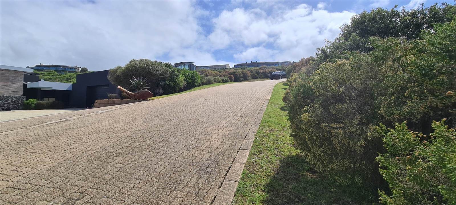 2500 m² Land available in Herolds Bay photo number 17