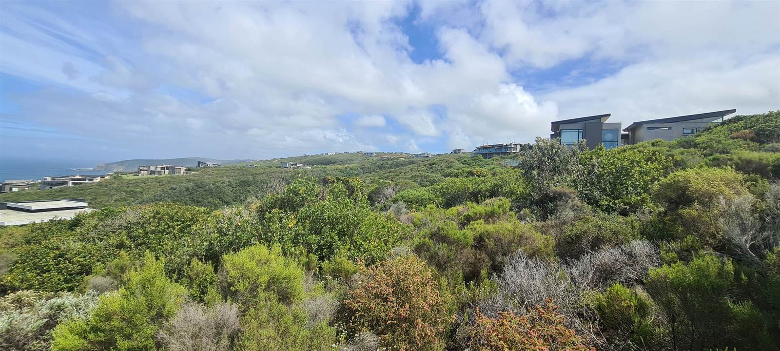 2500 m² Land available in Herolds Bay photo number 12